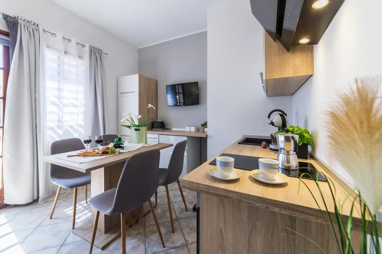 Apartments Antonio Μεντουλίν Εξωτερικό φωτογραφία